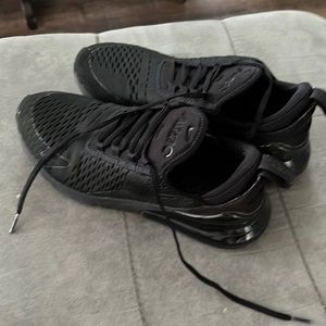 Nike Air 270
